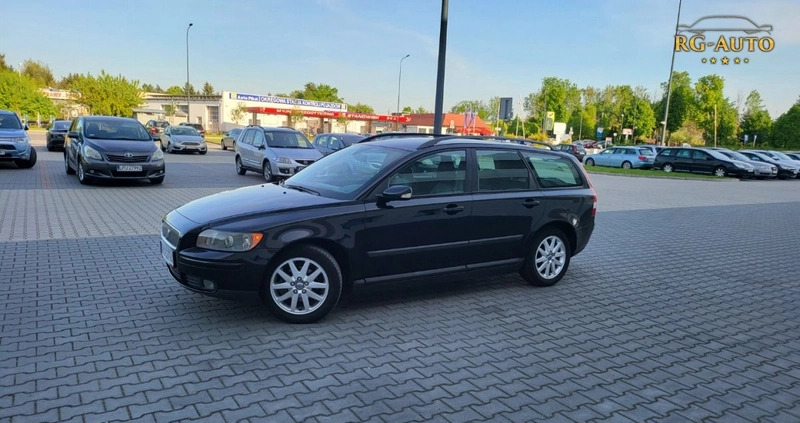 Volvo V50 cena 13900 przebieg: 233000, rok produkcji 2004 z Skierniewice małe 704